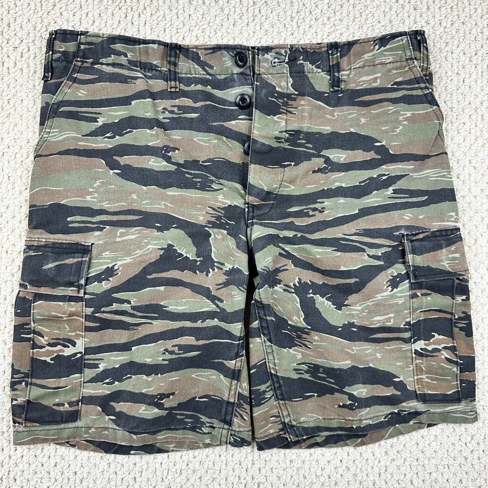 Vintage BDU Cargo Shorts Mens M Green Tiger Stripe Camo Military USA Made